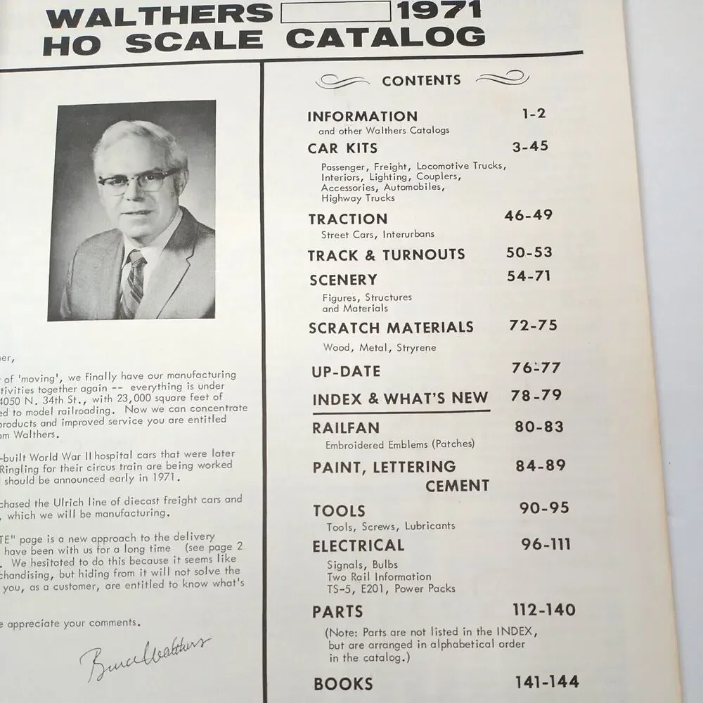 2 Walthers HO Catalogs 1969 and 1971 Model Railroad Reference Books Vintage